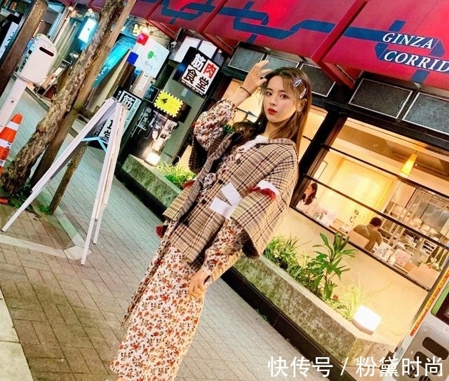 水晶鞋 你的鞋子闪到我眼睛了，请问哪买的？