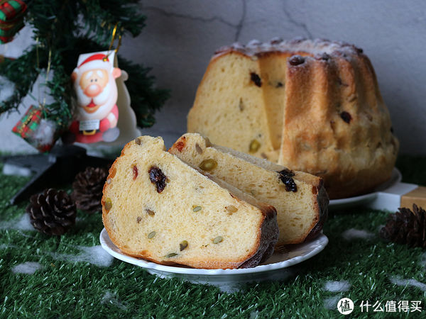 松软可口的圣诞面包，应景又美味！学会了赶快动手试试