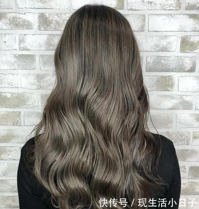 发色 是时候染发了!过年适合染这几款发色,显白又气质!