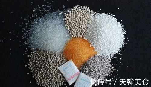 生石灰|食品和玩具大多含有此物,若不小心进入孩子眼睛,聪明妈妈这么做