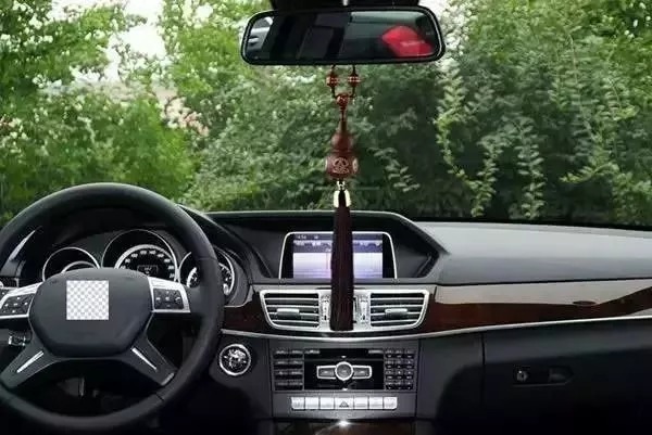 千万别|提醒！坐车时千万别让孩子穿羽绒服，车内这些东西也会致命！