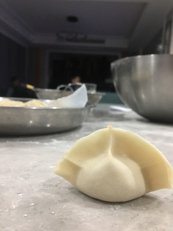 不想吃速冻饺子几分钟教你学会，爽滑劲道的手工饺子