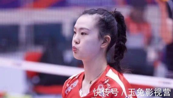 排球|排球女神因流汗照片走紅，18歲身高超1米8，素顏比張常寧還美
