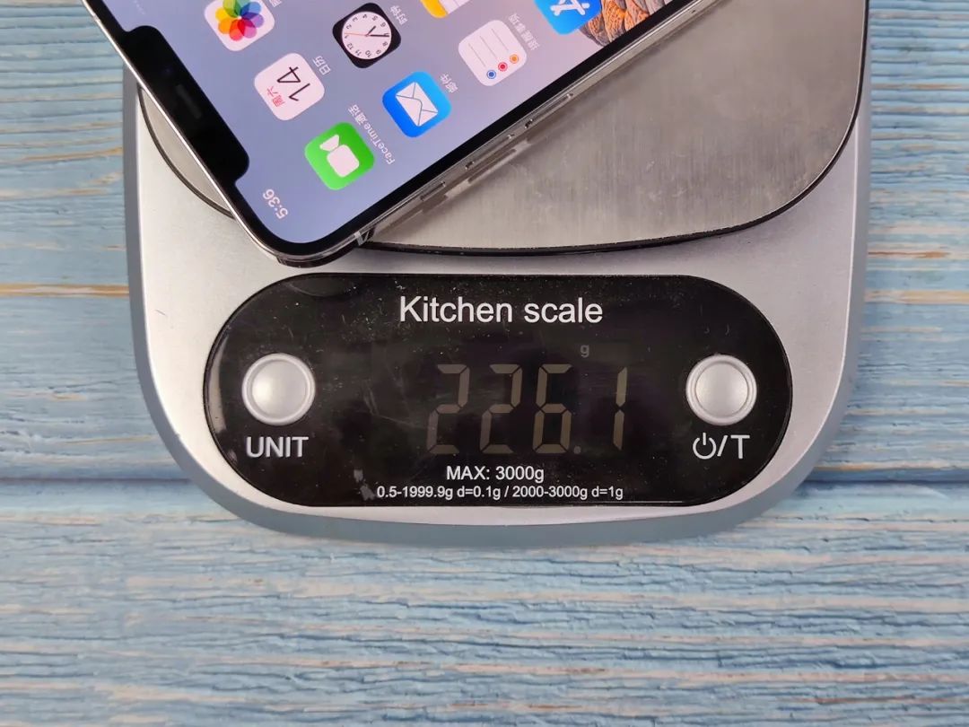 iPhone12|安卓就是个弟弟，iPhone12 Pro Max深度上手！