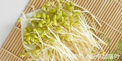 陕西正宗油泼面的做法，掌握这几点，做出来就特别好吃！