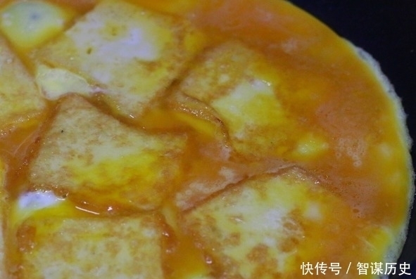 当豆腐遇上鸡蛋,美味可口,营养翻倍,5分钟就能上桌