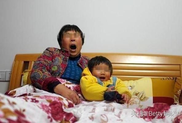 发育不良|为什么说尽量别让孩子和老人一起睡真不是迷信，有科学依据的