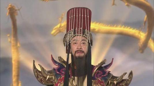 东皇钟@有四件仙帝级别的法宝,封神榜中出现一件,差点破了诛仙阵!