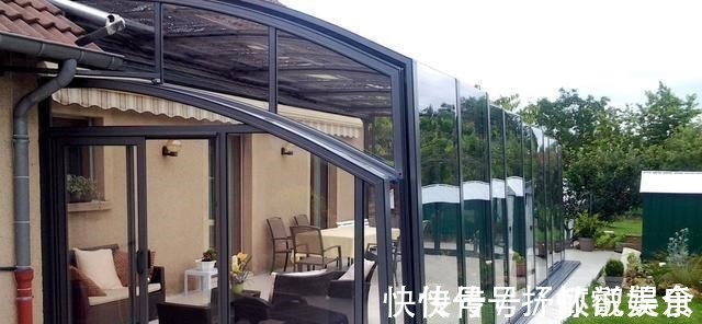 违建|家里装个阳光房,胜过千万豪宅别墅,晚上直接收起来,还不算违建