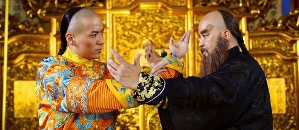 康熙皇帝|为擒鳌拜，康熙成立了一个摔跤队，那些少年们后来都升官发财了吗