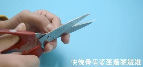 疏通|卫生间放2根塑料扎带,真是厉害了,解决了困扰大家的一个难题