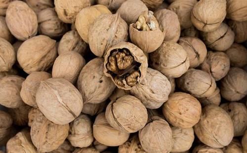 快过年了,若不缺钱,少吃瓜子花生,多吃这6样,牛年大吉大利