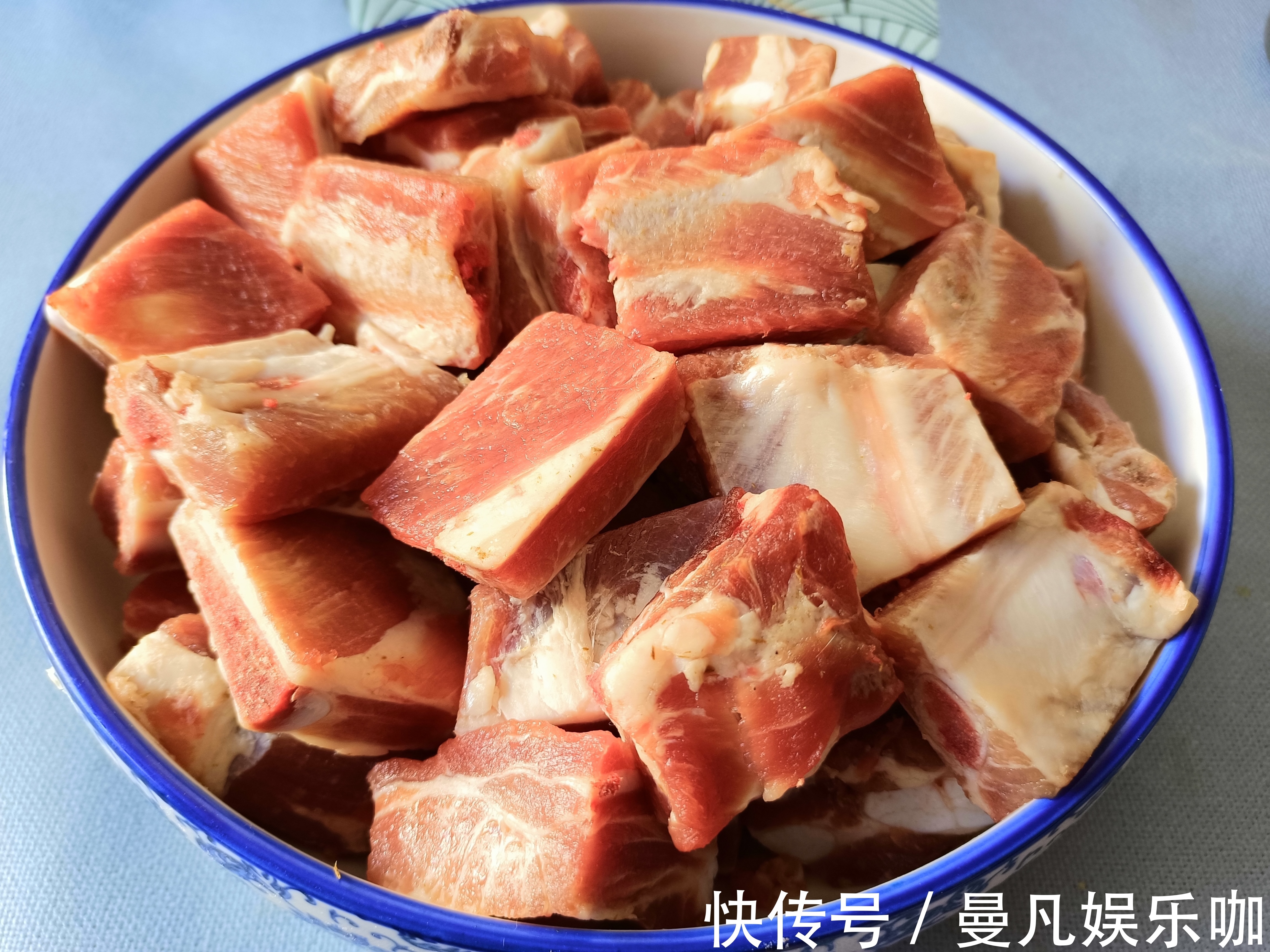 腥味|炖排骨时有人焯水，有人直接炖，全不对！这才是正确做法，太香了