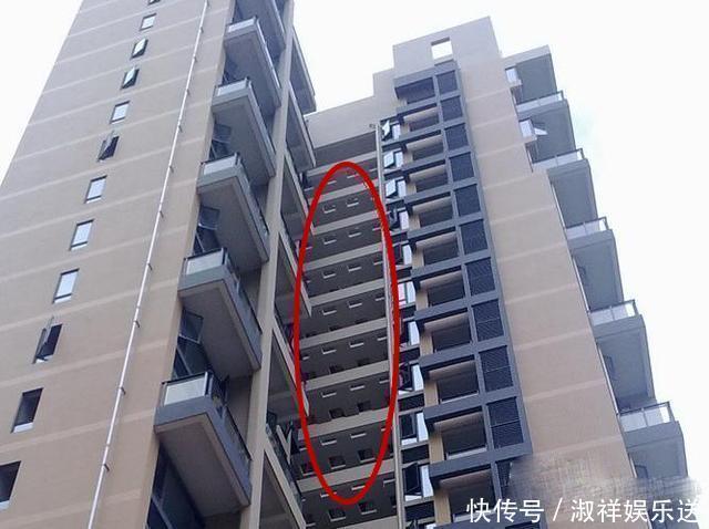 空调外机|高层外墙凸出一块镂空楼板，封阳台改房间，这是开发商白送的面积