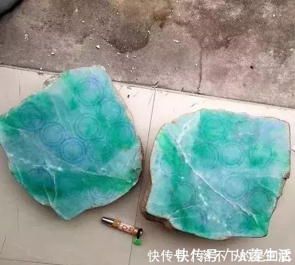 富二代@奇闻:半月没人问的原石,富二代顺手拿下,切开全场不淡定