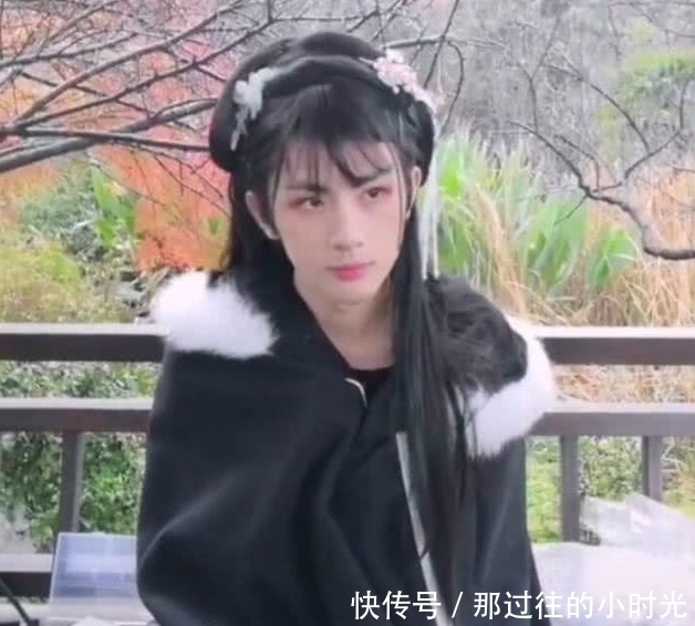 大妈|奇闻:汉服女装大佬遭大妈指责,为和气隐忍不发,网友看后怒了