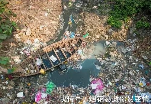 行为!世界最脏的国家,印度都甘拜下风,街边女人的行为令人难以置信