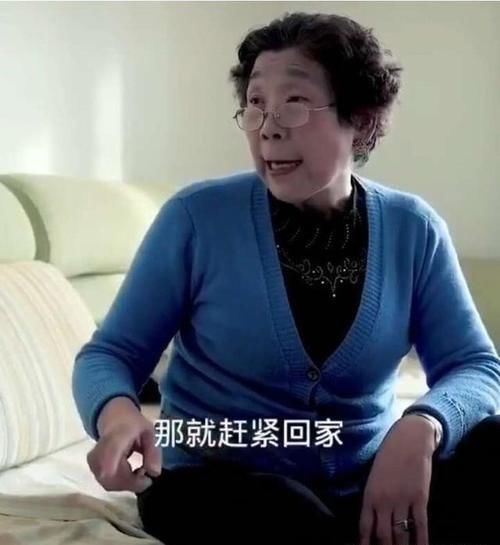 为在职教师的女儿|退休教师的灵魂拷问：让家长批改作业是年代问题吗？这是品德问题