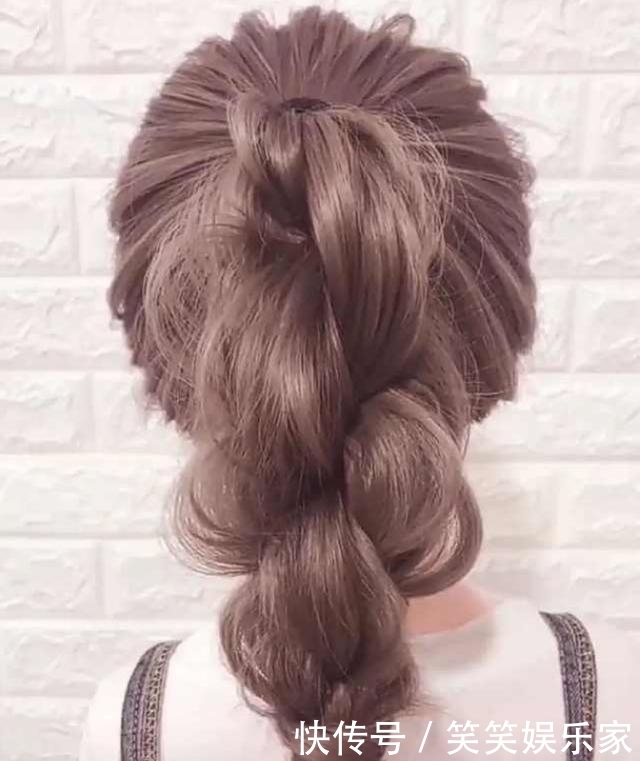 今年编什么头发最好看?手残党必备编发,让你回头率百分百