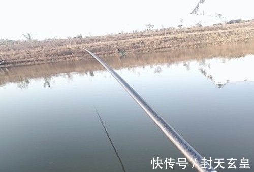 冬季是不是鱼竿越长钓得越多?记住这三点,学会冬季选择鱼竿长度