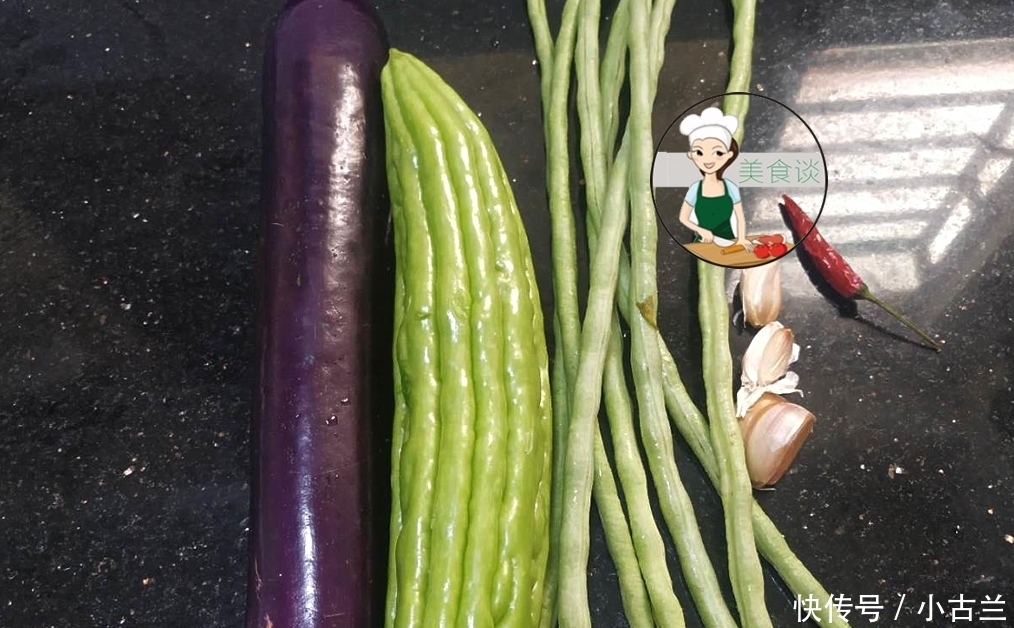 三样素菜一起炒,实在太好吃了,难怪儿子喜欢,一周吃3顿不过瘾