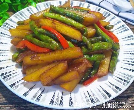 一荤两素,味道鲜美,午餐的好帮手,一家人美美的