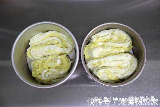 手撕面包|面包没出炉就满屋飘蒜香,早餐零食不愁了,没菜没酱手撕吃一个