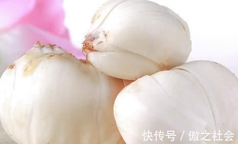 胶原蛋白|皱纹“害怕”的几种食物,女人常吃,补充胶原蛋白,越吃越年轻