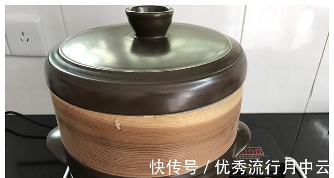 小米椒|包子还是最爱吃老妈做的这馅,比肉馅好吃几倍,出锅我就吃3个!