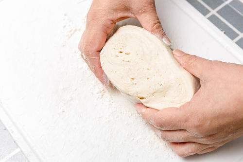 小苏打|夏天发面蒸馒头，不要只会放酵母，教你正确做法，馒头香甜又松软