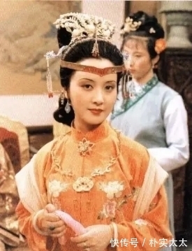 贾宝玉$红楼梦:赵姨娘真的是苦瓢子吗?她为啥能打动不缺钱的马道婆