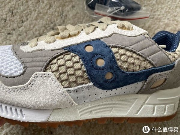 网面|Sneaker 篇一百二十三：Saucony Shadow5000 Mesh与Adidas ZX1000开箱