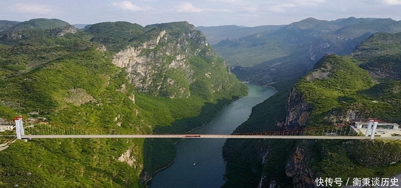 集峰林|贵州一峡谷景区走红，集峰林与溶洞于一体，秀丽险峻堪称人间仙境