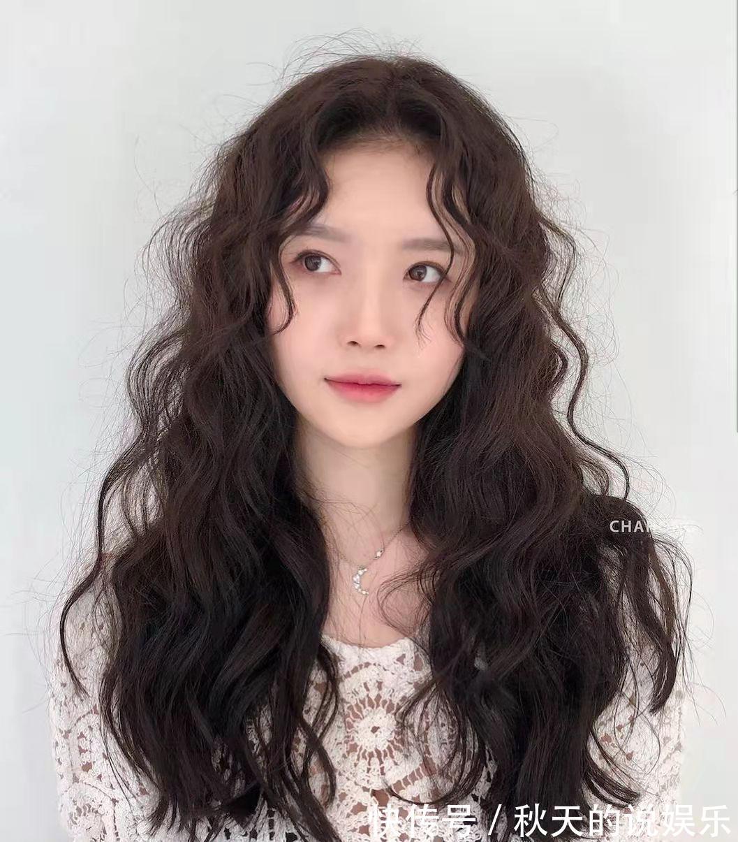 卷发 最近很火的五款发型,剪完颜值气质立马飞升,准备换发型建议收藏