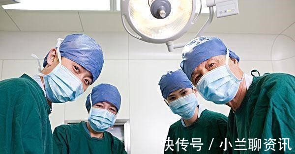 孕妈|孕妈在医院走廊突然生娃,急喊“快接住”,老公的表现让医生敬佩