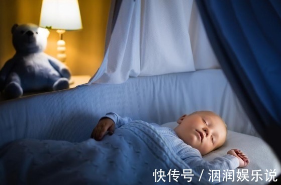睡眠质量|儿科医生提醒宝宝这么睡,小心越长越丑,家长不纠正,日后孩子