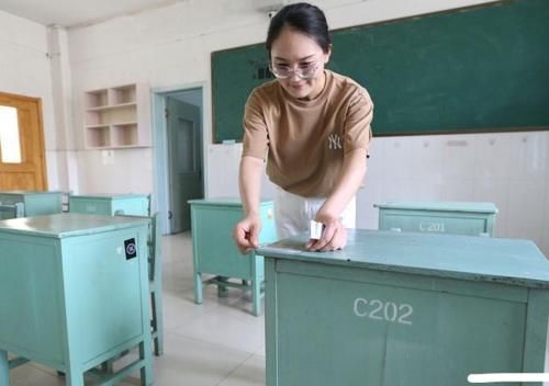 部分地区的高考生不可以提前交卷，学子们应谨慎对待