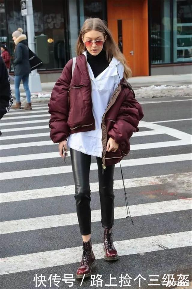 羽绒服|2020入冬的首件羽绒服,就选“茧形的”,这么穿保暖又显瘦,很美