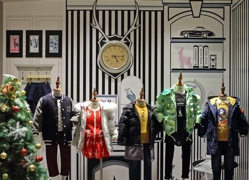 新时代的儿童富养时代,恰是童装行业发展蓬勃之时