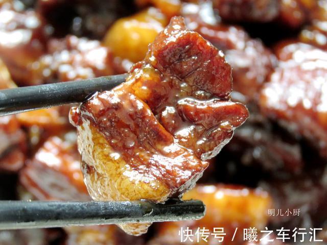 腌渍|夏天嘴馋就吃这肉，十几分钟上桌，软烂好吃不油腻，用来拌饭真香