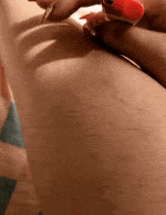 |搞笑GIF:凉皮加凉面,据说吃起来很爽的感觉