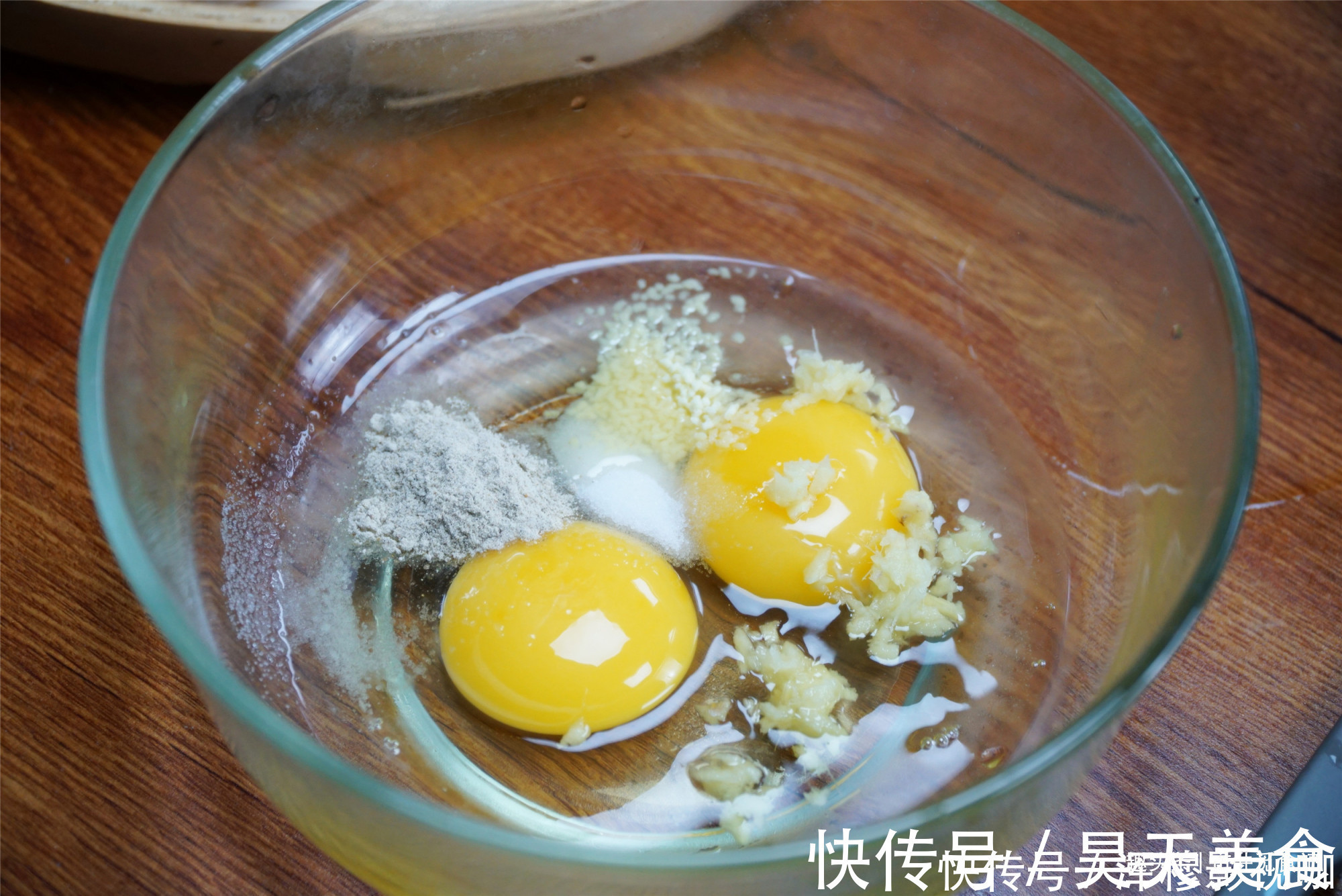 章鱼|立秋后，这海鲜物美价廉，一次买5斤，煎一煎，比章鱼小丸子还香
