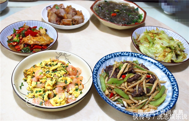 来我家|亲戚来家里送结婚喜帖,我下厨做了6菜1汤,亲戚夸我厨艺好