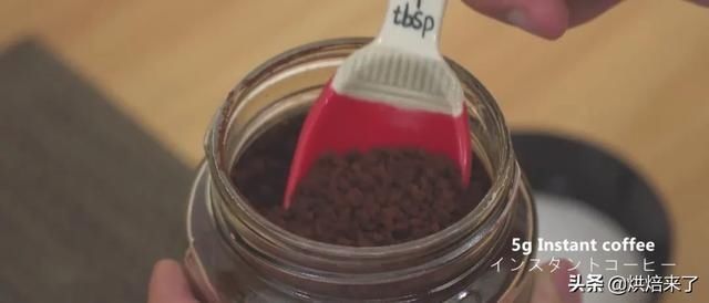 日本|绝了日本小哥做出以假乱真的海岛果冻蛋糕,网友我和猫都惊了