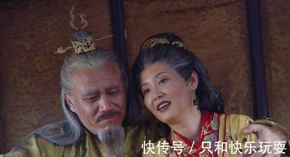 对联&才女上联: “一朵红莲三尺水”, 书生巧对下联让才女害羞!