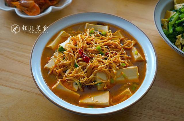 75岁婆婆做的午餐火了,4道菜简单好吃又接地气,妈妈的味道,香