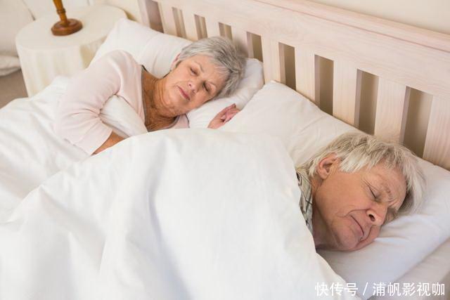 儿科医生|3岁以内幼儿别跟老人同睡,有一种伤害藏得很深,青春期才会显现