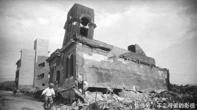 铀矿|投下两颗原子弹后,如果日本仍不投降,美国还会继续扔原子弹吗?