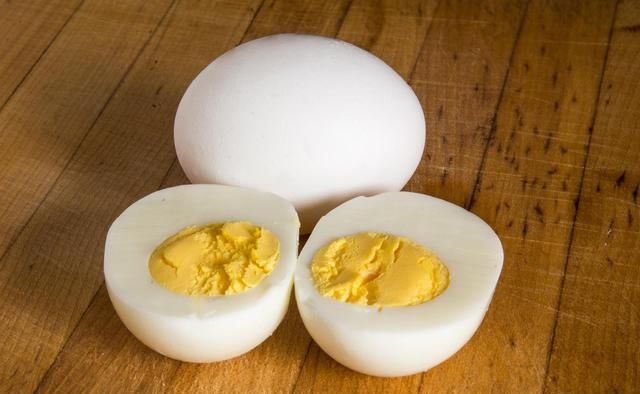 含有|血脂偏高的人，可以每天都吃鸡蛋吗？医生说出答案，早看早知道