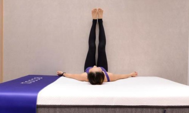 睡眠质量|女人坚持每天“靠墙抬腿”,会发生哪些改变别明白的太晚!